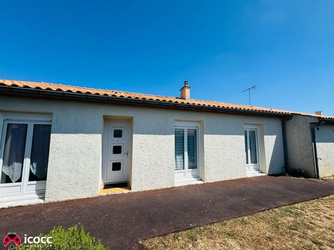 MAISON DE PLAIN-PIED  de 139 m2 - LES MAGNILS-REIGNIERS (Proche Luçon)