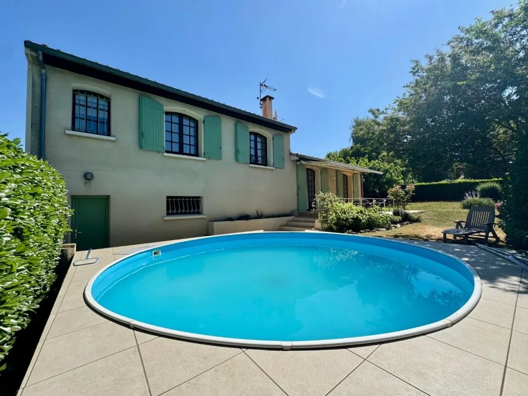 Maison 5 pièces / 114 m² / 229 000 EUR / PONT-DE-LARN