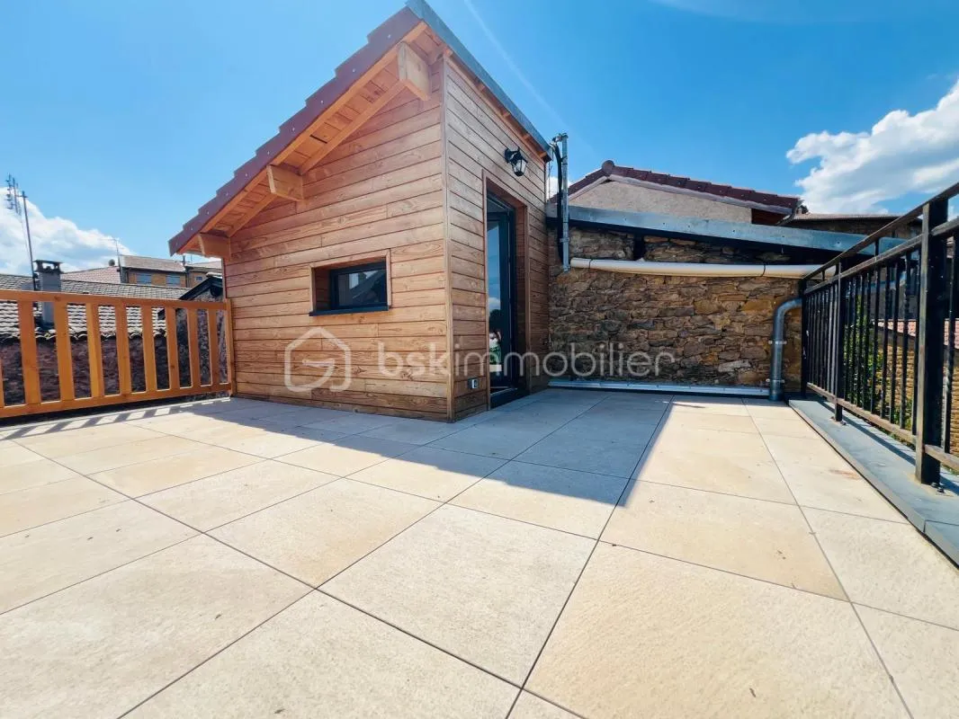 MAISON T3 AVEC TERRASSE - CHARME DES PIERRES DOREES ET DU BOIS