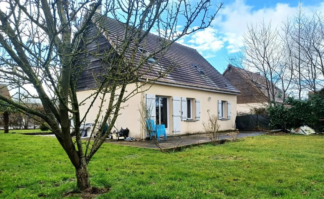 Maison de 106m², 4 chambres avec grand jardin et garage à Gournay-en-Bray