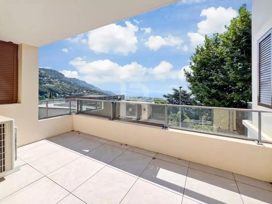 La Turbie 2 Pièces Dernier Etage avec Vue Mer Panoramique 180° et Terrasse