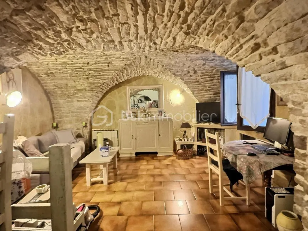 🏡 Maison de village 2 chambres + terrasse tropézienne – UCHAUD
