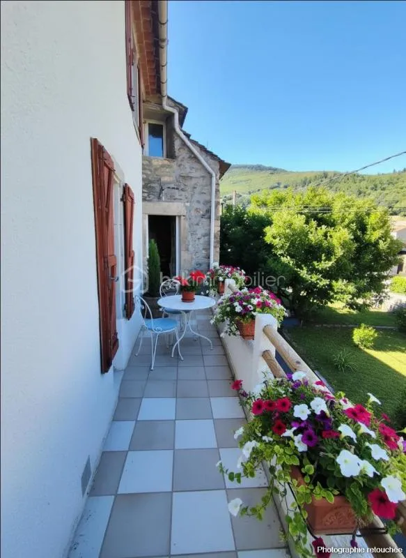 🏡 MAISON À BRASSAC : RETROUSSEZ VOS MANCHES, LE POTENTIEL EST LÀ ! 🔧😅