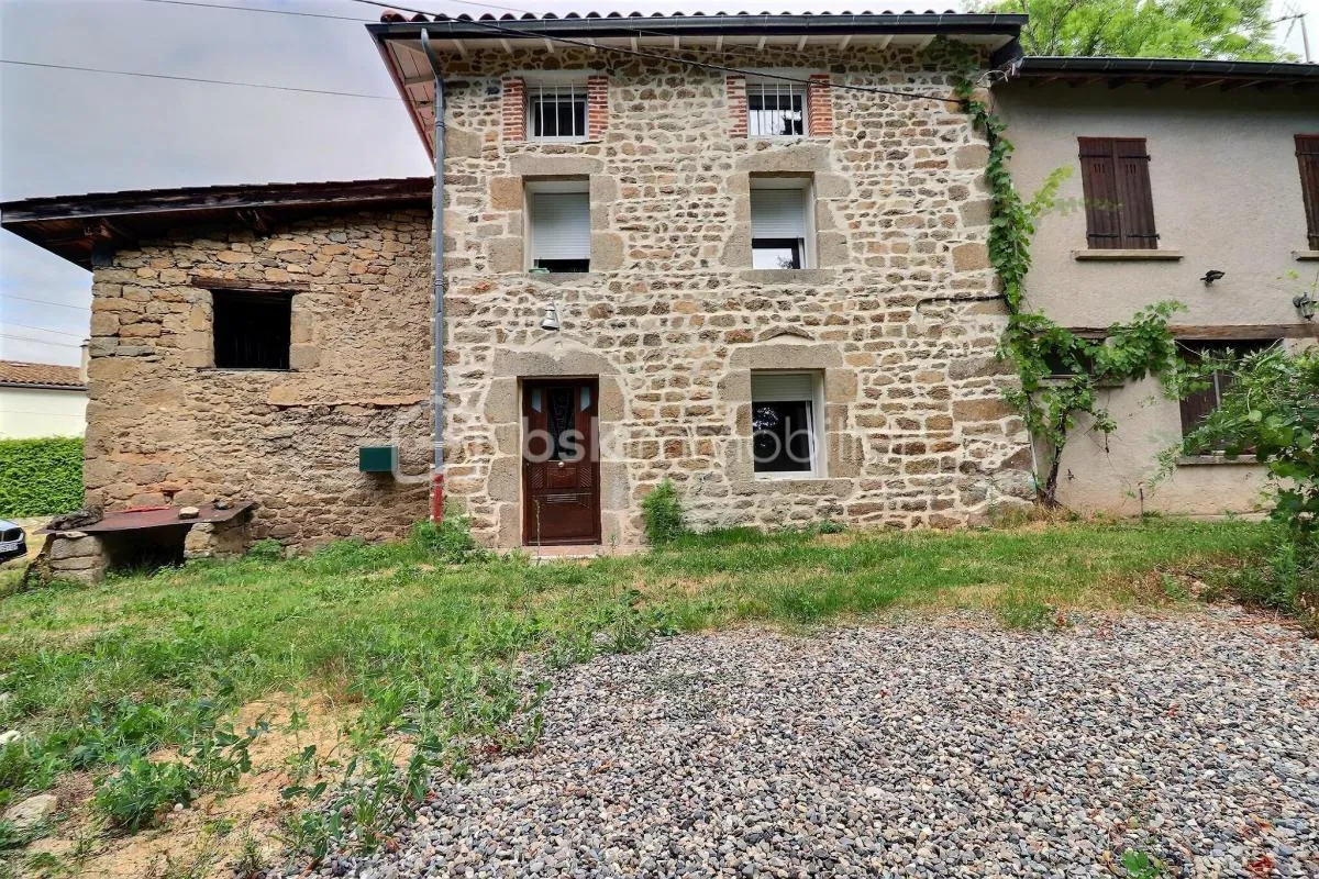 maison mitoyenne 134m² 63300 Escoutoux