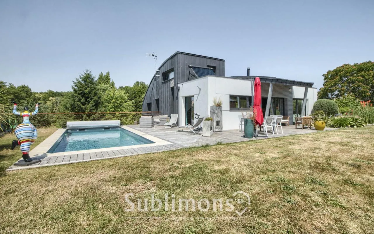 Maison contemporaine avec piscine et Gîte