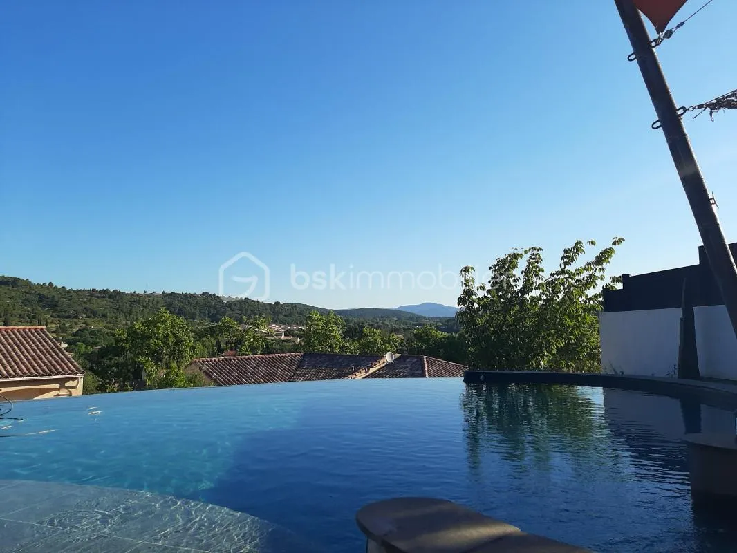 villa 145 m² sur terrain de 1840 m²