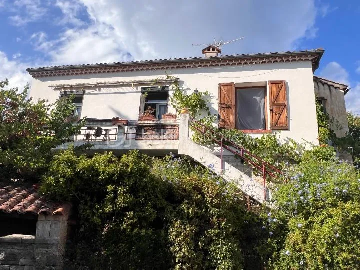 Maison 90m² avec beaucoup de potentiel