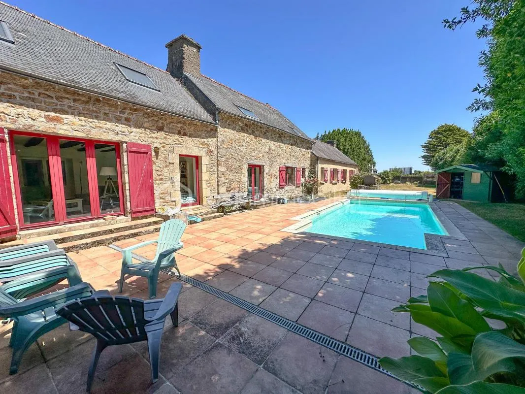 PLOEREN Limite VANNES - Très Belle propriété d'environ 200 m2 sur plus de 1400 m2 de terrain - Rare