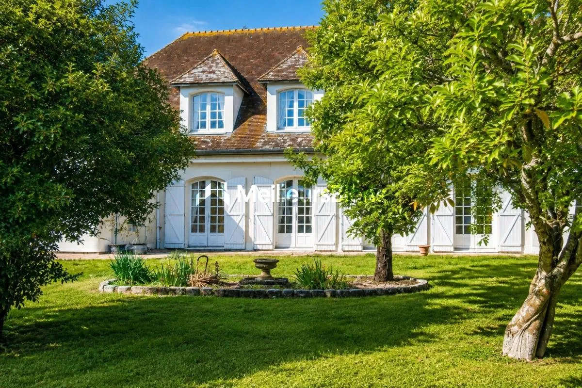 Demeure 7 chambres près du Neubourg, 320 m² avec sous-sol complet