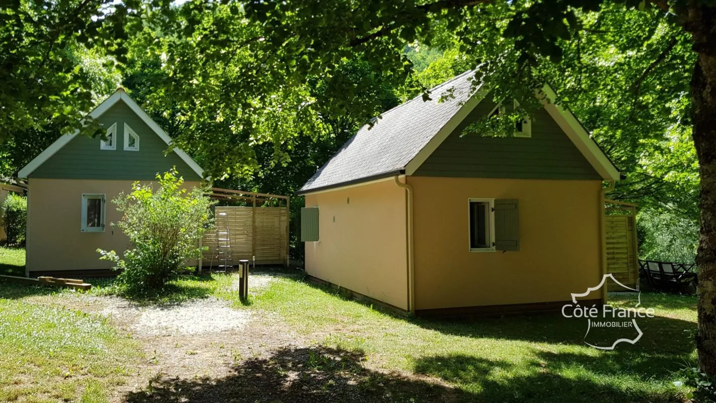 Village de vacances - 20 Chalets | restaurant/bar | 12320 Co