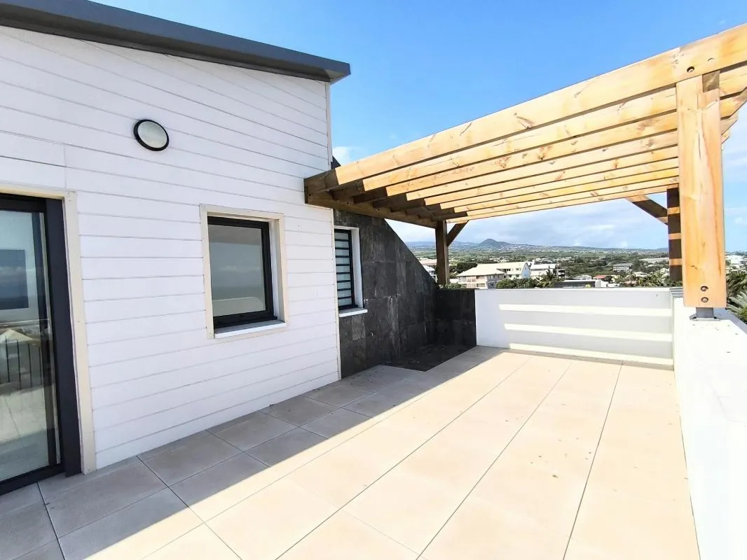 Duplex d’Exception avec Vue Panoramique – Saint-Pierre