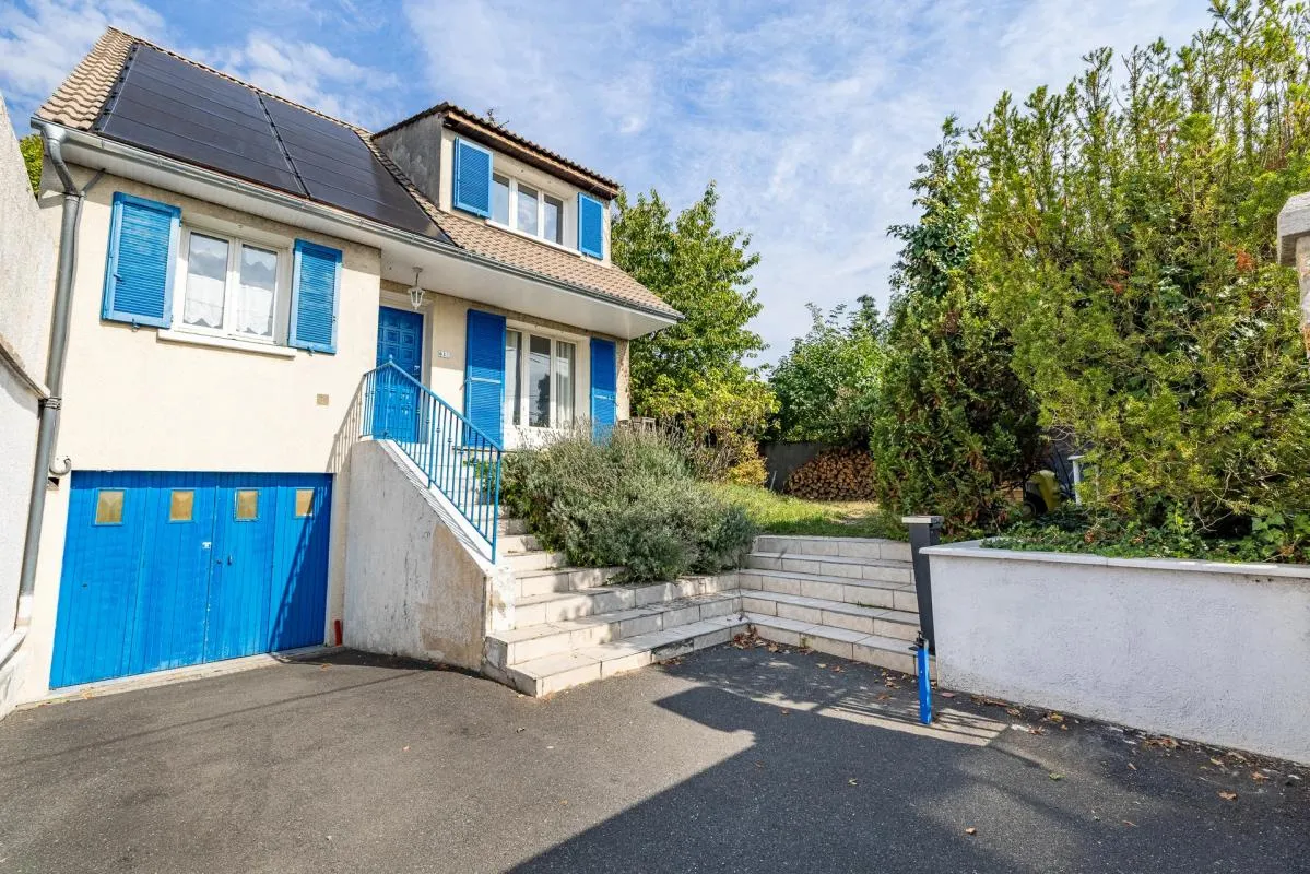 Maison de 6 pièces de 118 m² située à Athis-Mons