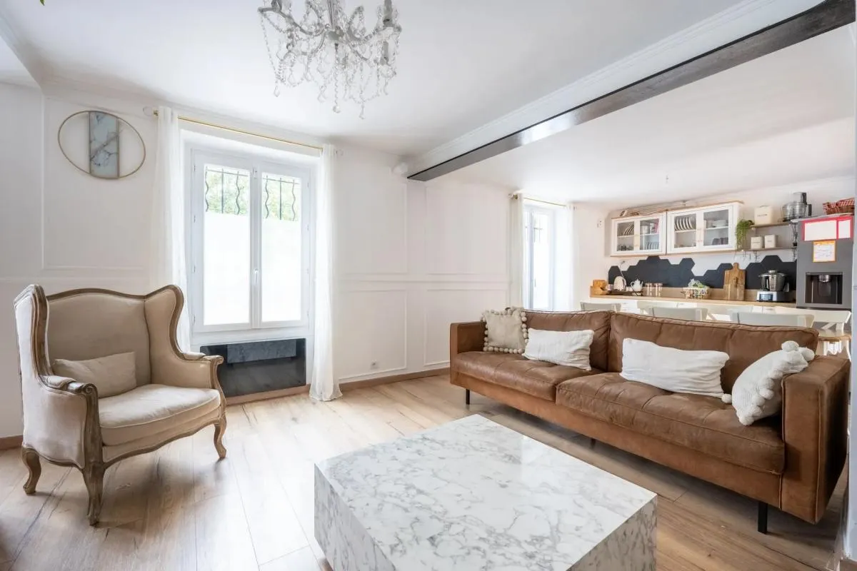 Superbe maison de 103 m², entièrement rénovée, sur un terrain de 170 m²