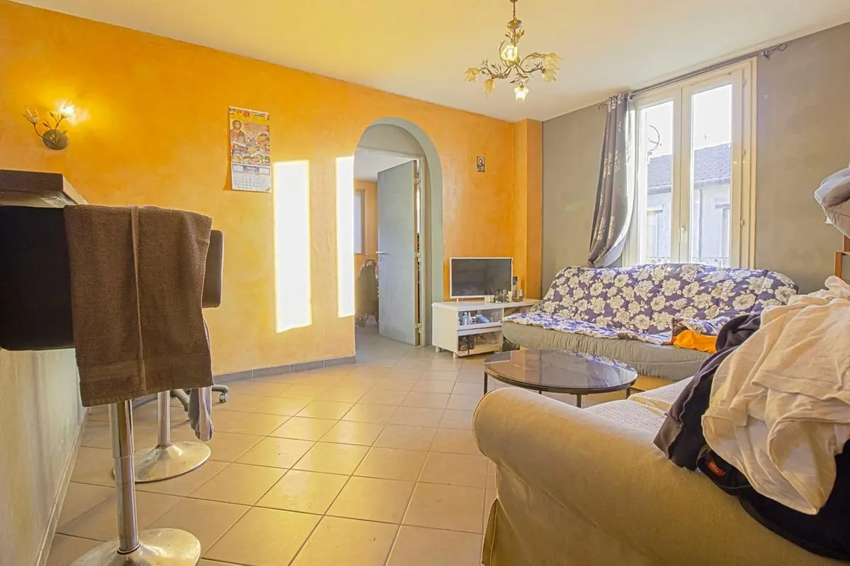 À vendre – Spacieux appartement 5 pièces avec parking