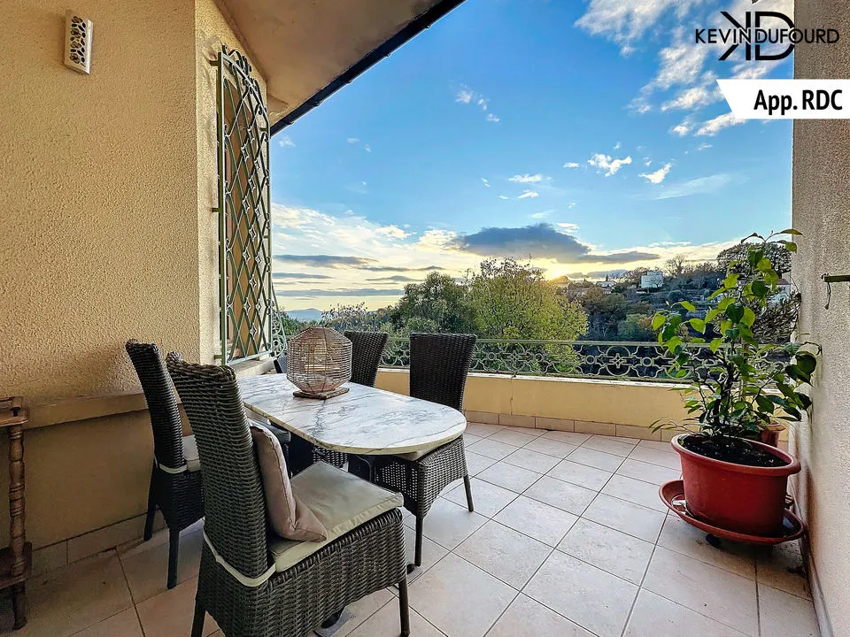 Ensemble immobilier de 290M² à AUBENAS