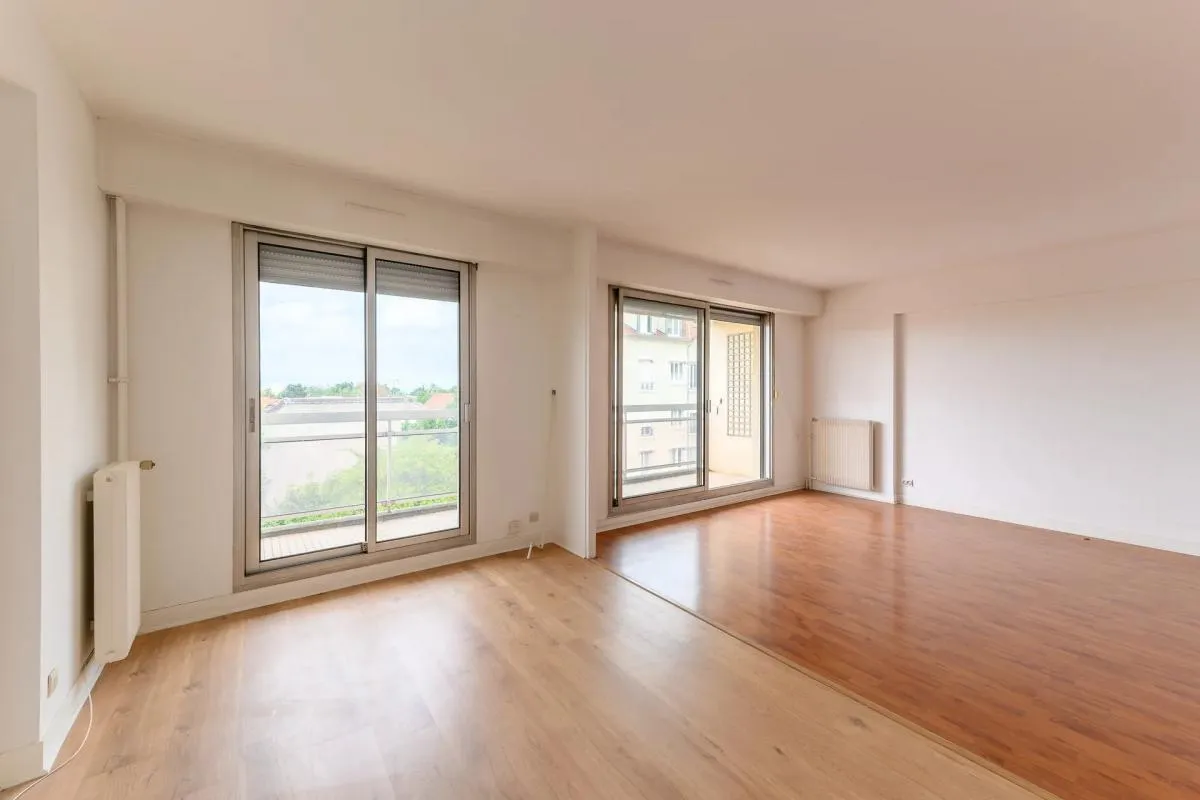 Appartement de 4 pièces de 80 m² situé à Le Raincy
