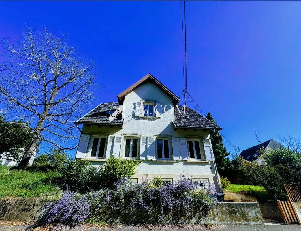 3%COM Très jolie maison rénovée avec jardin