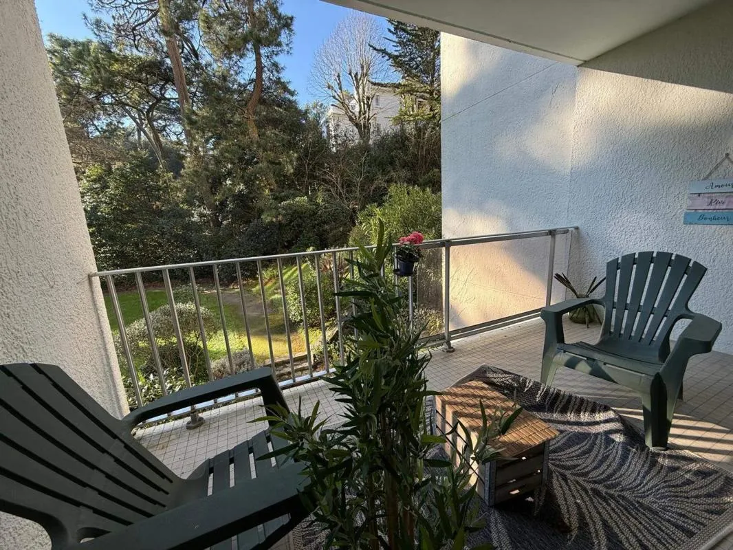 Appartement 2 pièces avec balcon, cave et parking couvert - 51m2 - La Baule-Escoublac