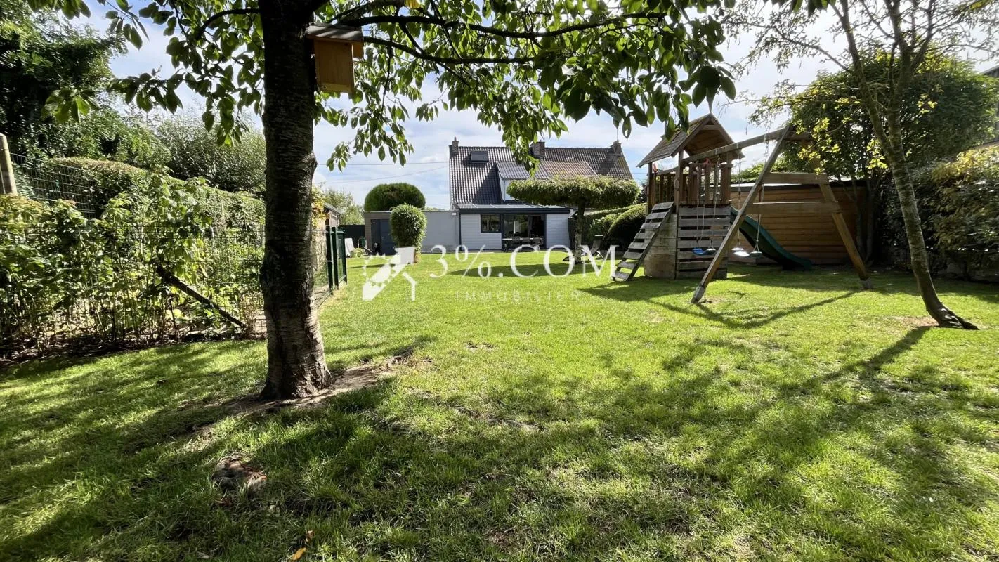 MAISON SEMI INDIVIDUELLE BEAU VOLUME 125 m2,GRANDS GARAGE ET