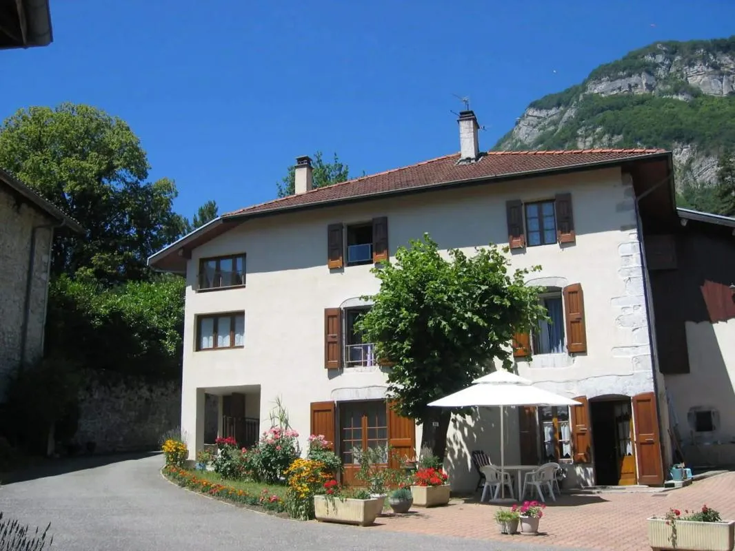 Maison de 8 pièces de 200 m² en vente à Bernin - Idéal pour les familles