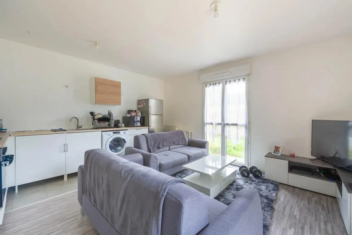 Appartement 2 pièces de 46m2 en vente, situé Trappes