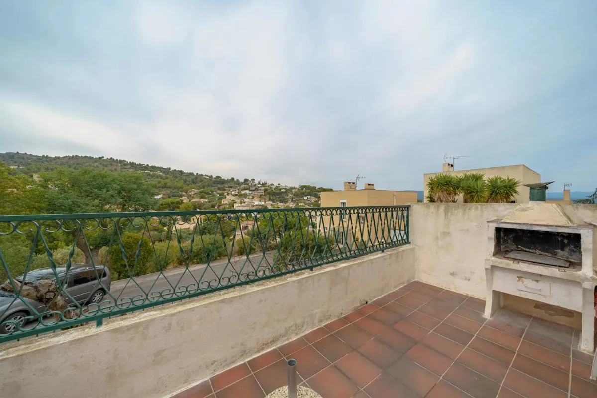 Maison de 4 pièces de 80 m² située à La Ciotat