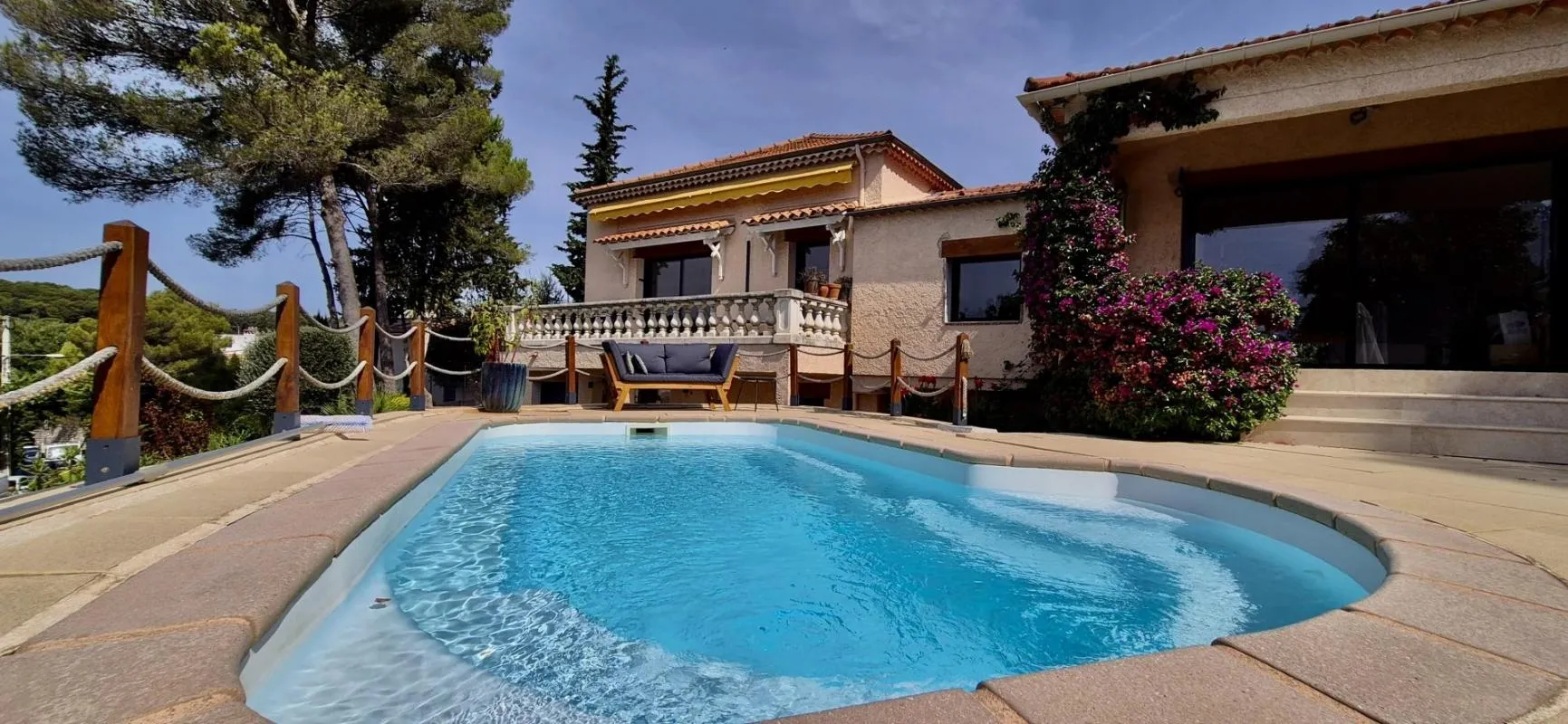 Magnifique villa traditionnelle entièrement rénovée à Mougins