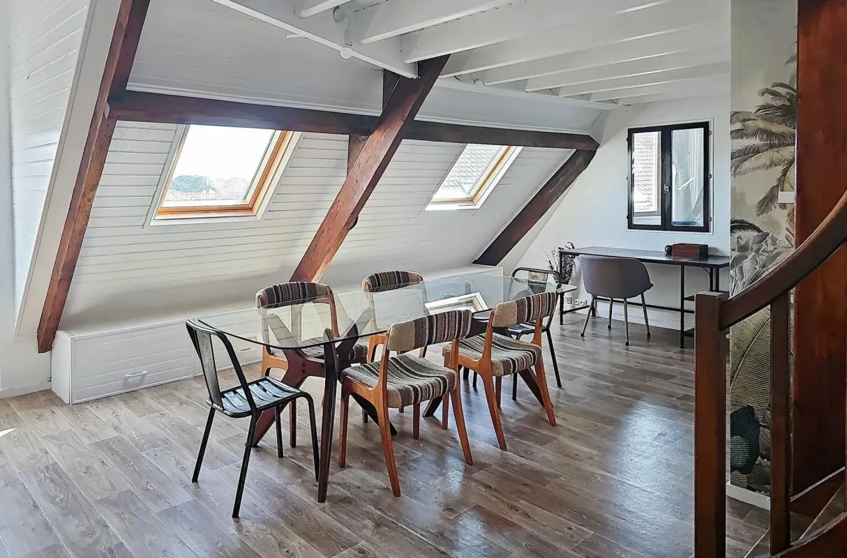 Beau duplex en hyper centre de Pornic avec vue sur le port