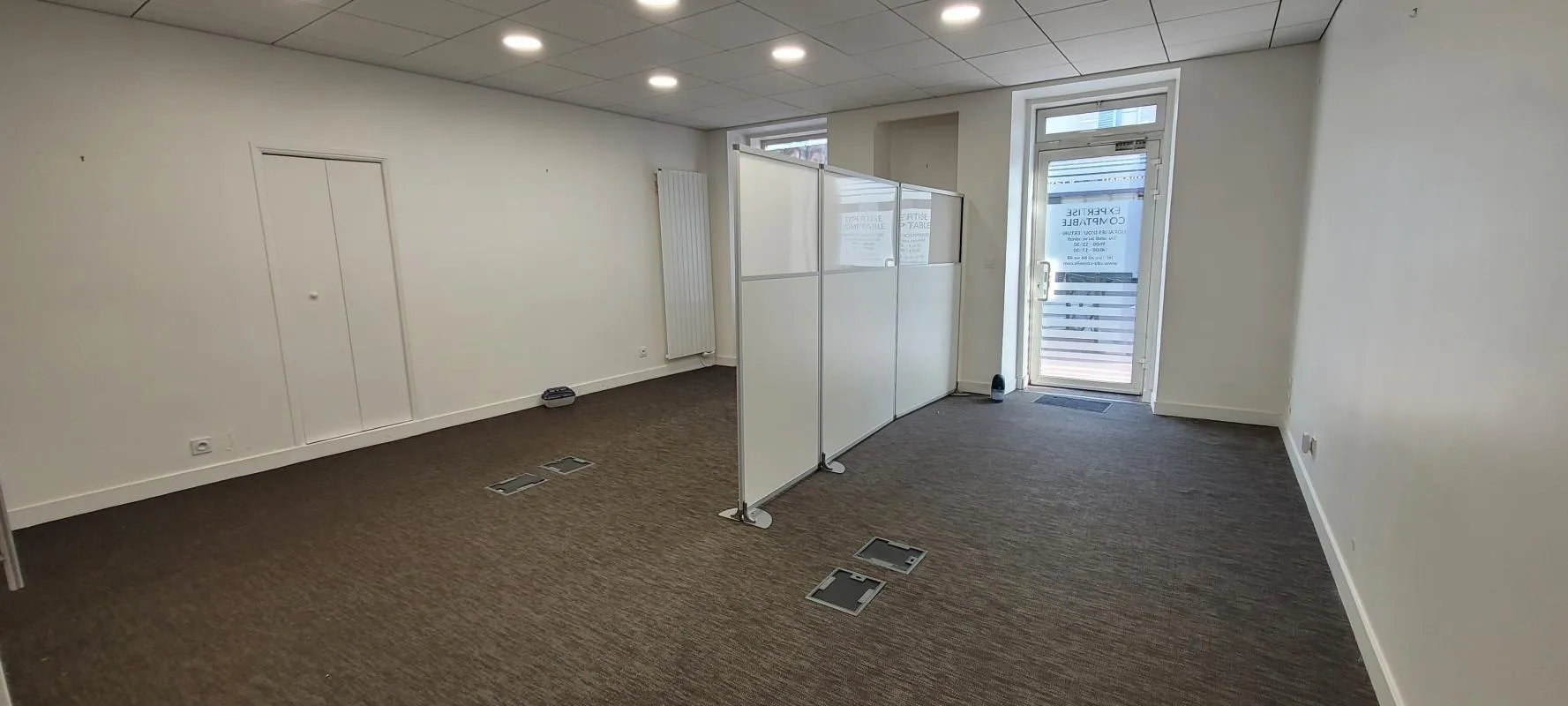 LOCAL COMMERCIAL OU DE BUREAUX
