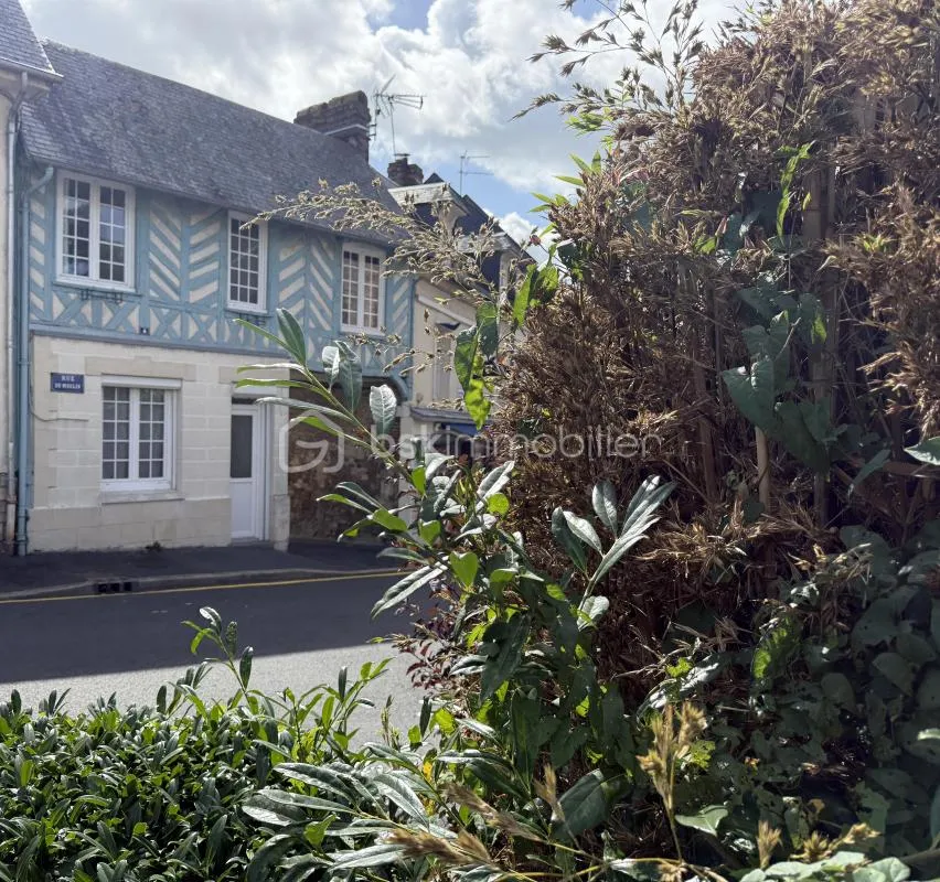 À Vendre – Maison de ville  Rénovée – Pont-l’Évêque (14130)