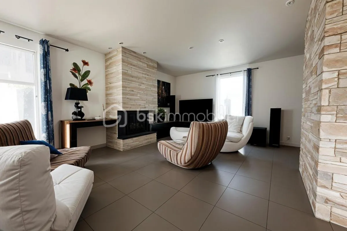MAISON FAMILIALE / GUERANDE