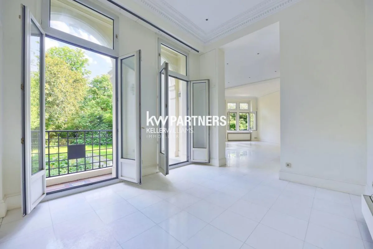 NEUILLY SUR SEINE : appartement T7 (246 m²) en vente