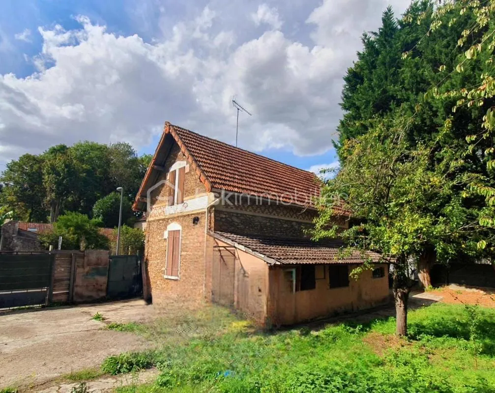 MAISON A RÉNOVER