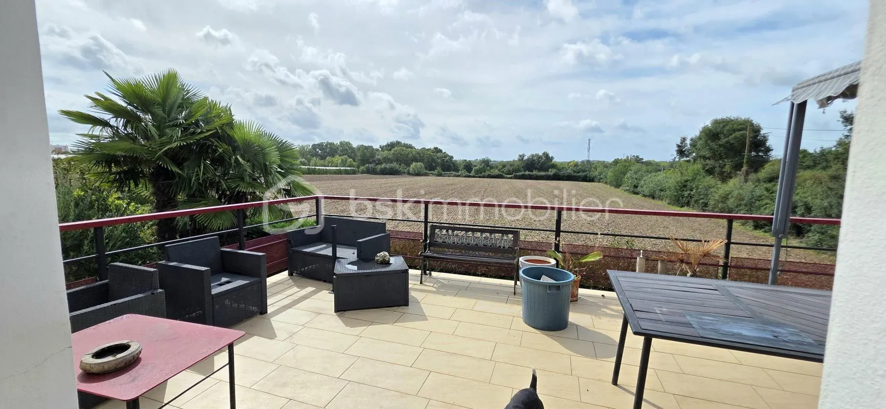 MAISON CALME / PISCINABLE / LES PONTS DE CE