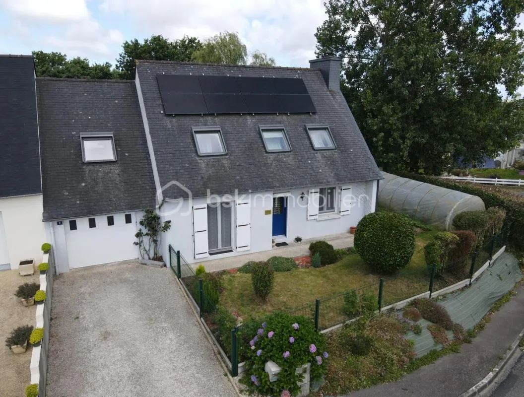 À vendre – Belle maison familiale avec vaste sous-sol aménageable et jardin entretenu