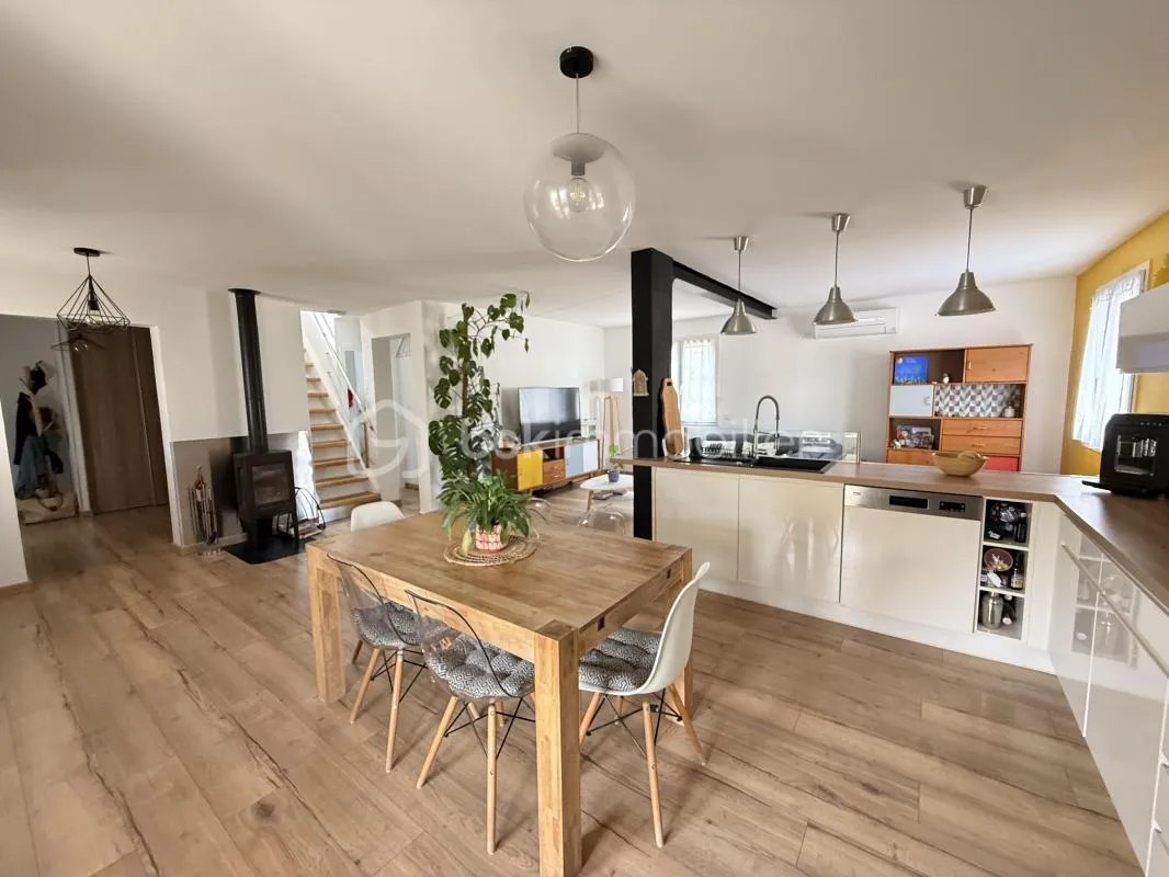 Frontignan – Villa 4 faces rénovée avec jardin et piscine