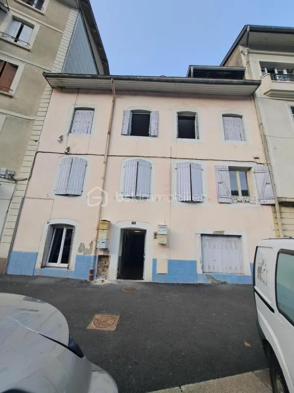 immeuble 5 appartements + grenier 100 m²