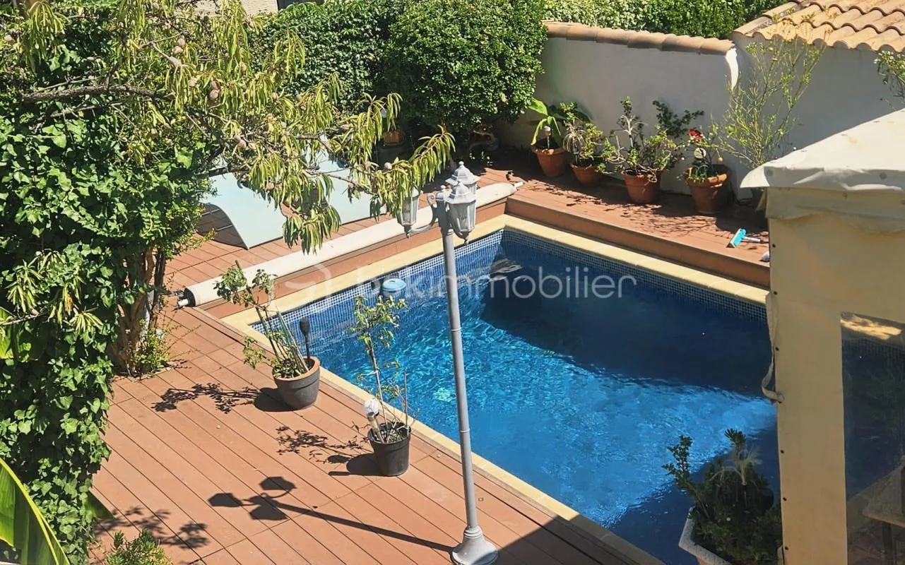 🏡 Villa individuelle 119 m² – Piscine- salon d'été- Quartier résidentiel prisé -