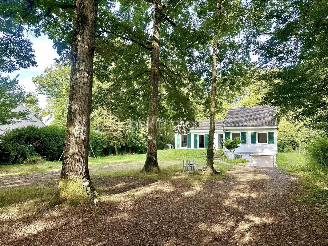 Maison de plain pied à fort potentiel dans cadre bucolique
