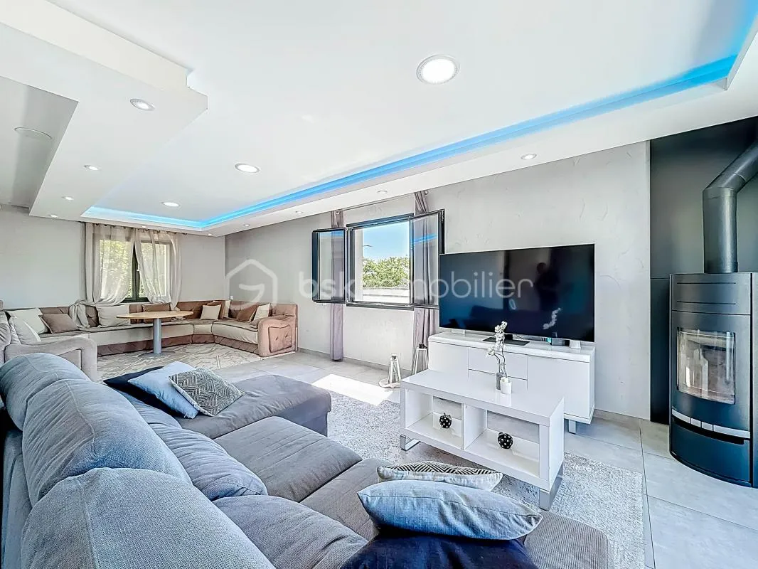 *** VILLA CONTEMPORAINE DE 126M2 AVEC GARAGE À SAINT-ANDRÉ-DE-SANGONIS ***