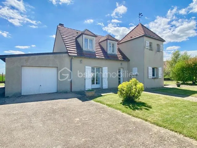 Maison familiale de 180 m² au calme avec grand jardin de 1000 m² au coeur de la Beauce