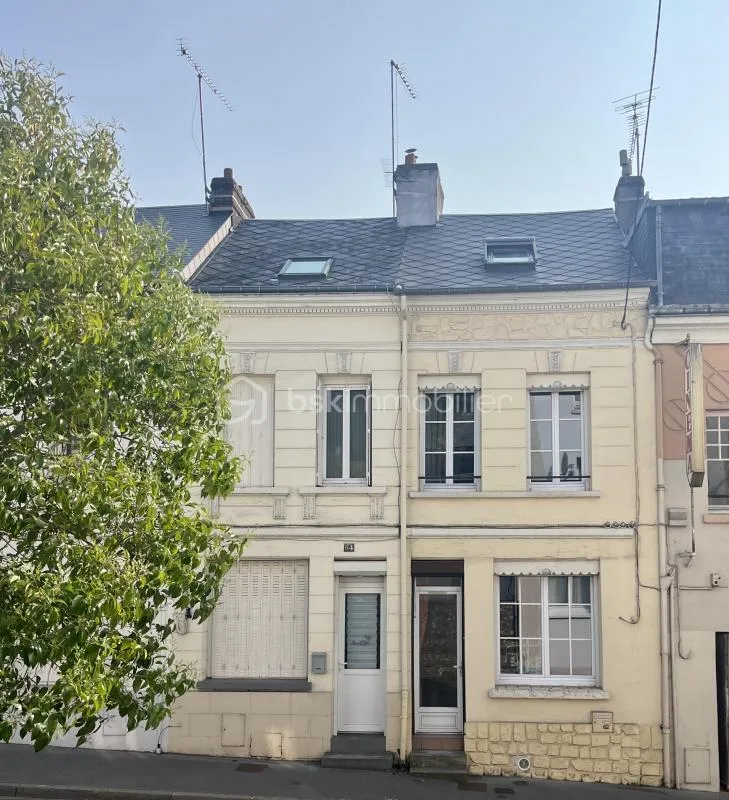 Investisseurs - Maison de ville meublée vendue louée - 2 chambres