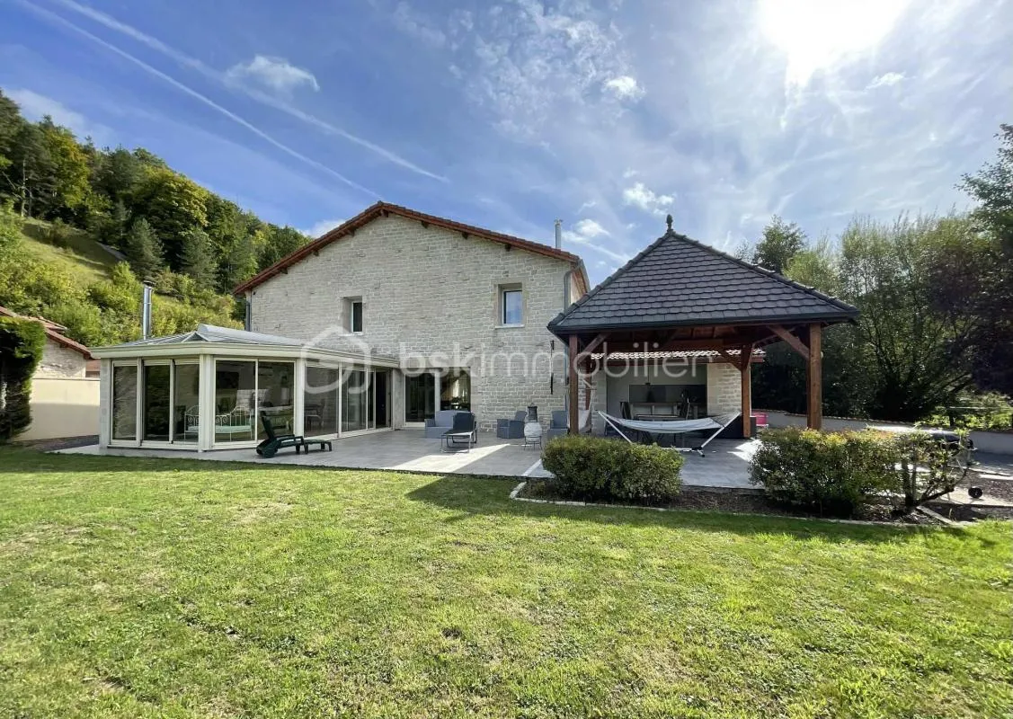 Maison rénovée à vendre - Chevillon - 225 m²