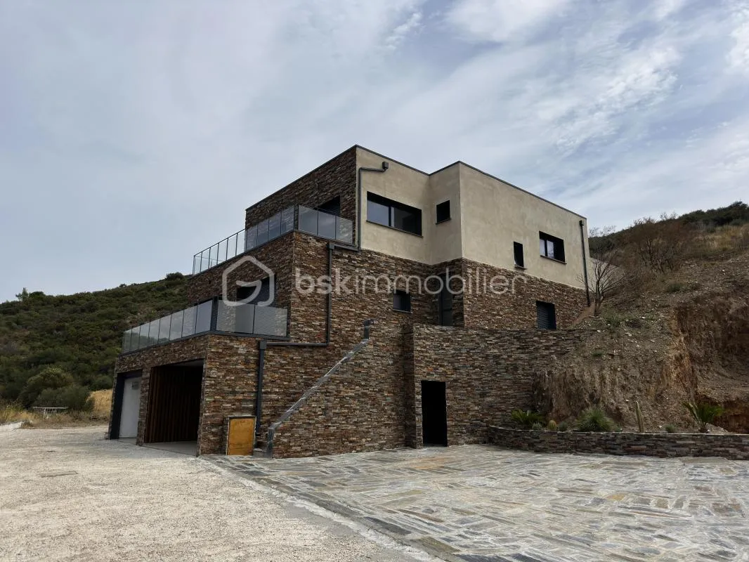 Villa Rare sur les Hauteurs de Port-Vendres – Vue Mer