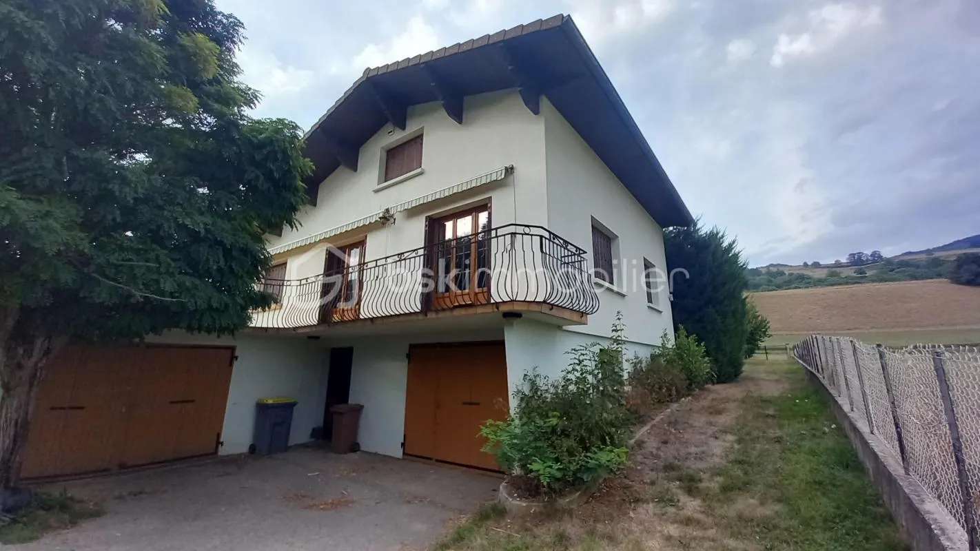 Maison Familiale de 135m² sur grand terrain de 3075m² à Voiron, sans vis à vis !