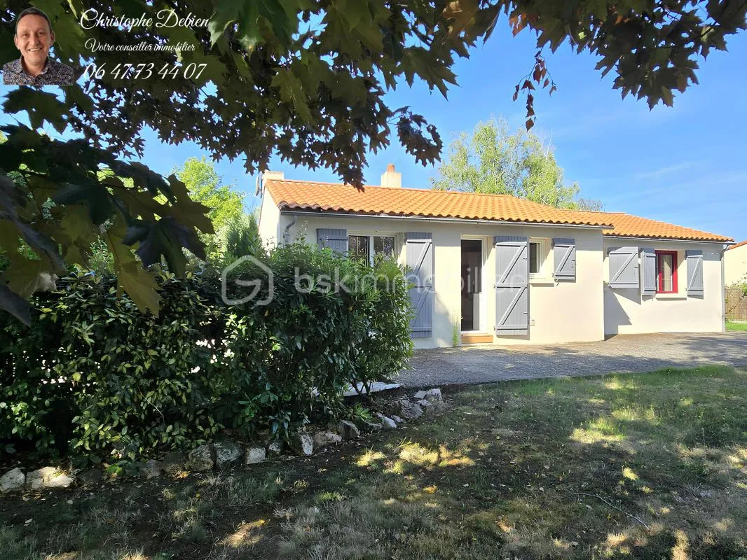 🏡 MAISON FAMILIALE DE 106 M² AVEC VIE DE PLAIN-PIED, JARDIN ET SOUS-SOL À CHAVAGNES-EN-PAILLERS – 4 CHAMBRES