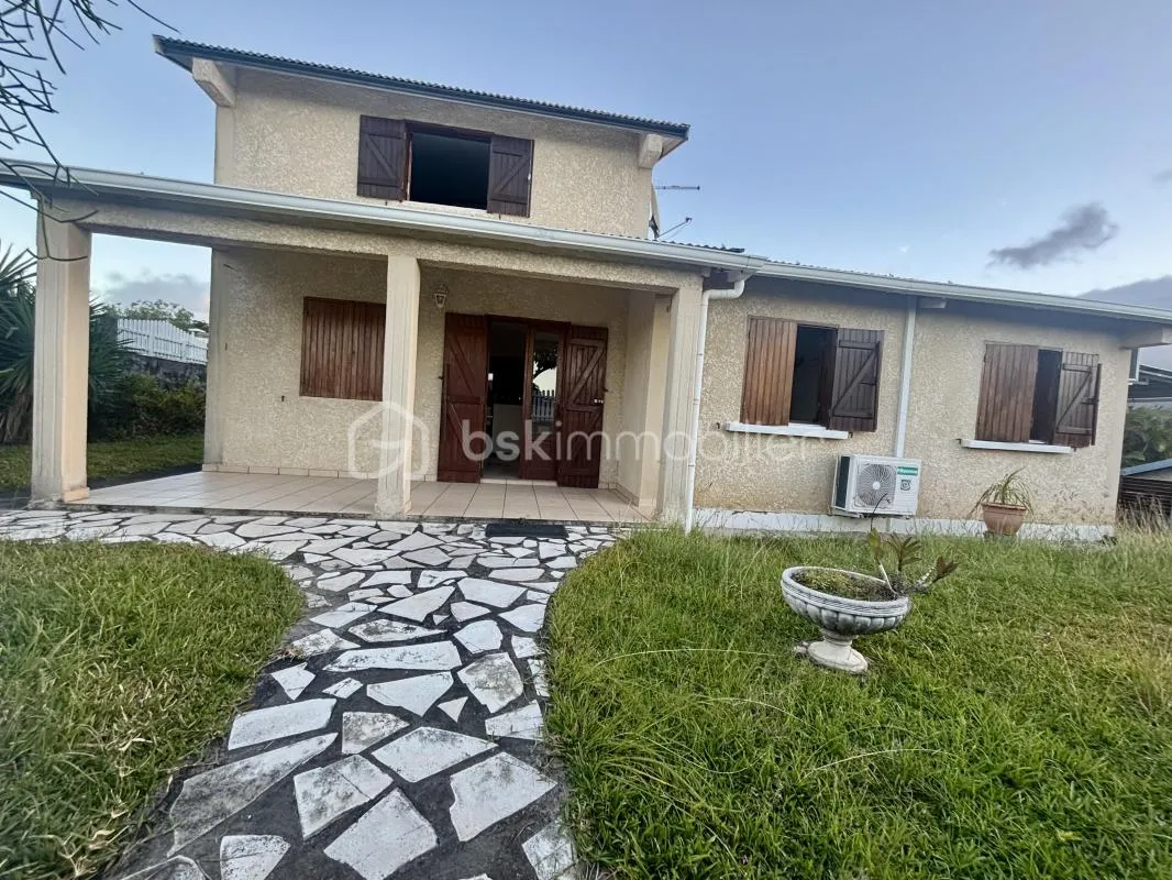 Maison F4 Sainte-Marie  Beauséjour 110 m²