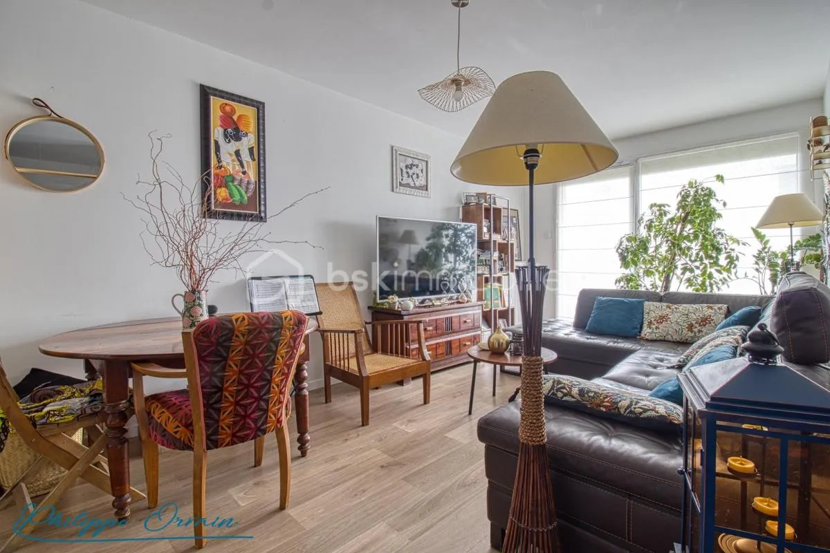 Appartement de 3 pièces avec balcon et parking sécurisé – Villeron
