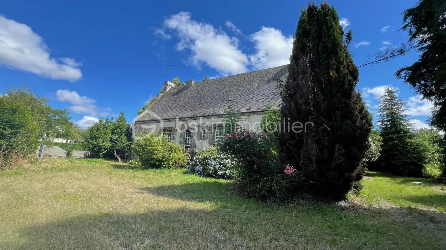 Propriété de charme - 9 pièces - 200m2 - au coeur de la ville de PLOERMEL