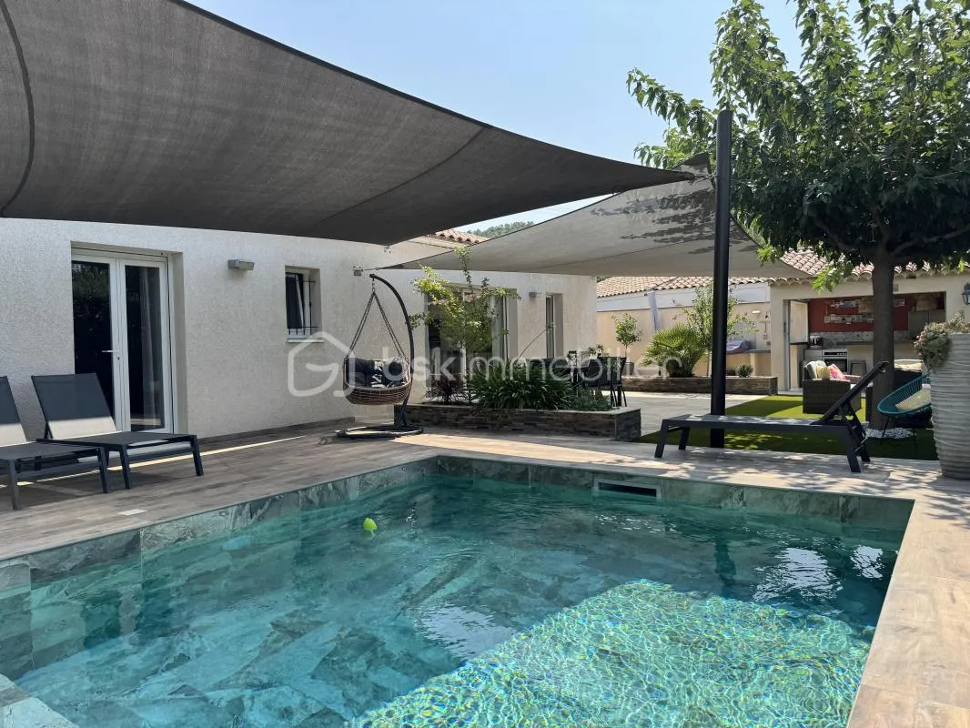 Exclusivité :À Forcalqueiret (83136) – Superbe maison au calme, 100 m², piscine, garage, jardin